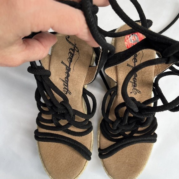 Free People Sandal Platform Wedge Espadrille 6 / 36 Black Suede Strappy Wrap Up - Picture 7 of 15